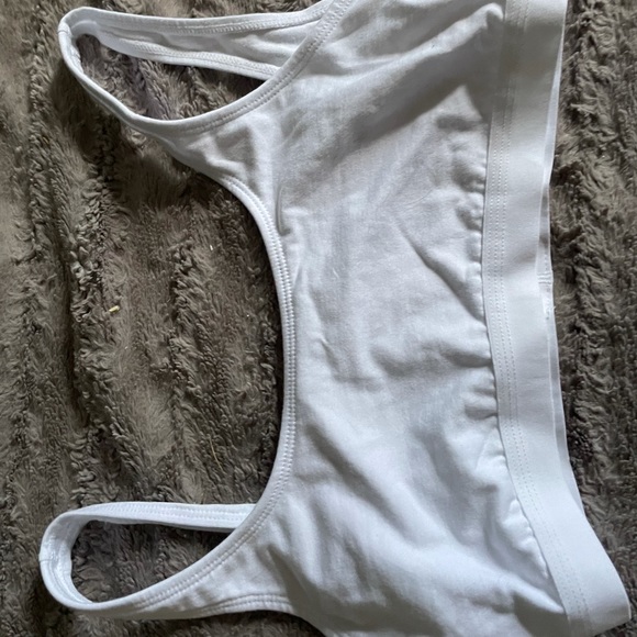 Hanes women’s bra - Picture 2 of 5